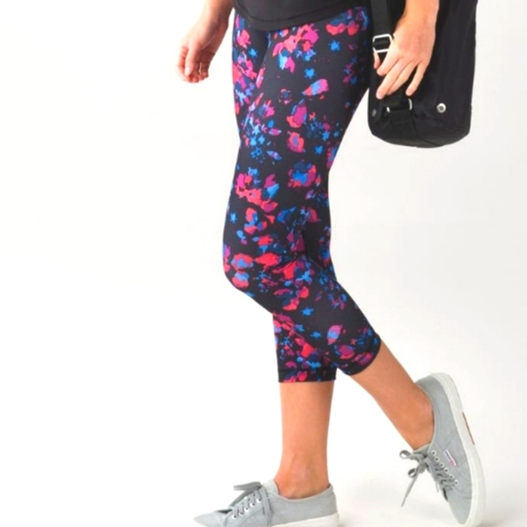 Lululemon size 8 mint condition retired wunder under high rise - Picture 1 of 11